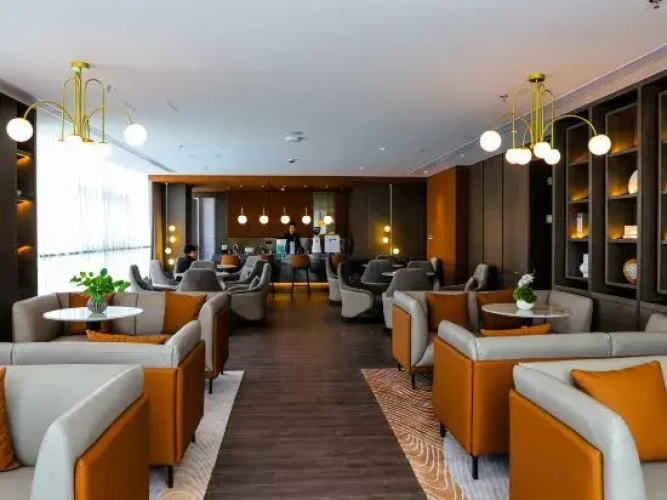 Qingyang Hongrui Yaju Hotel