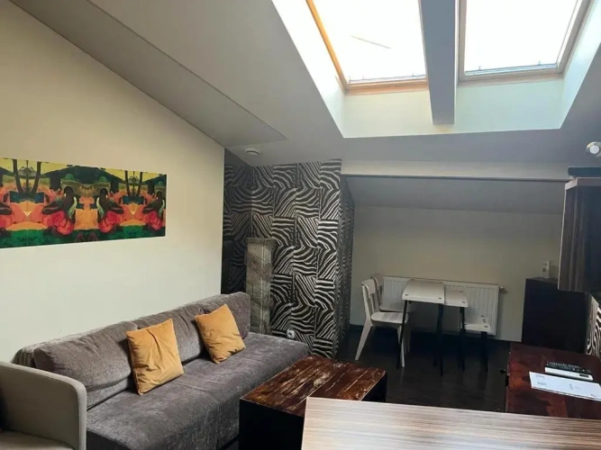 2 Bedrooms Attic Apartment