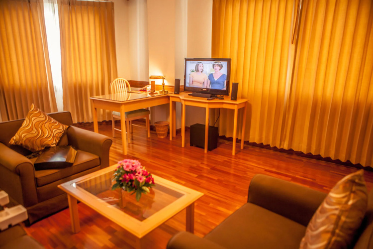 Thong Tarin Hotel