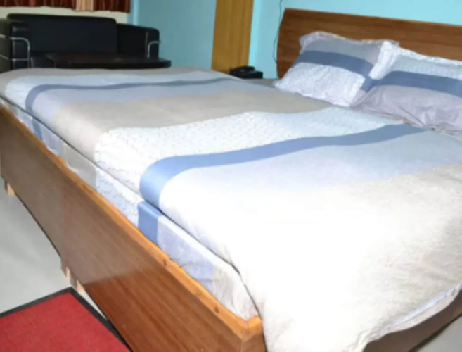 Hotel Himshikhar Joshimath