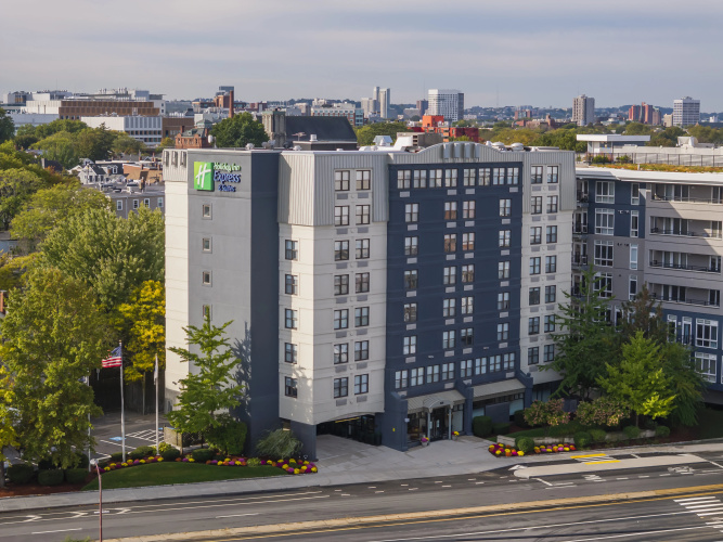 Holiday Inn Express & Suites Boston - Cambridge photo 21