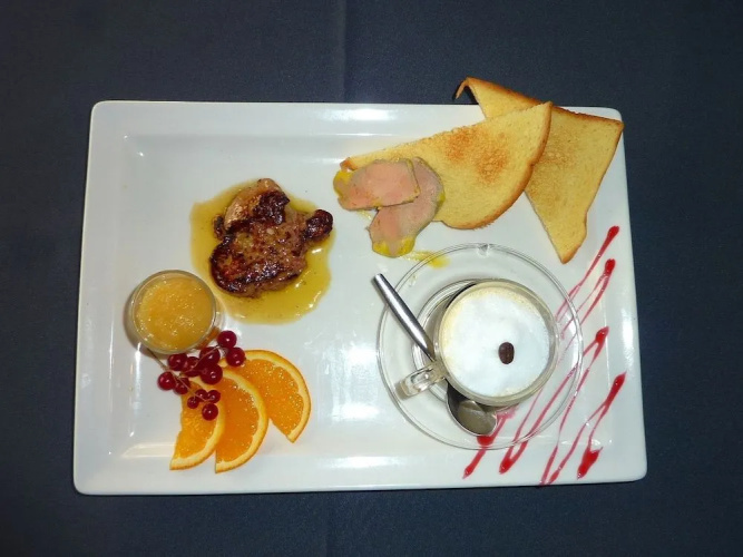 Au Cheval Blanc