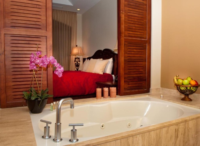 3 Bedrooms Apartment