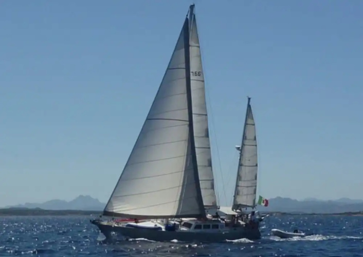 Sailing Yacht Naran