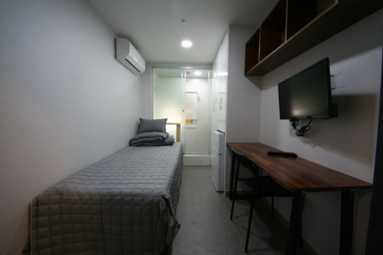 Anam House