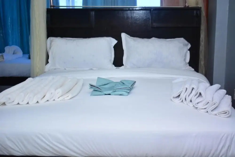 Brimak Hotel