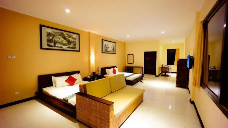 Puri Bening Lake Front Hotel