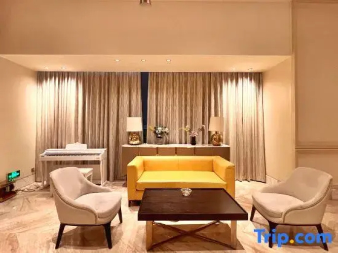Alto Suites Apartment
