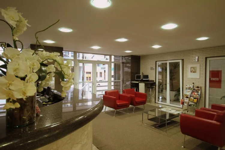 Hotel Confiance Soho Batel