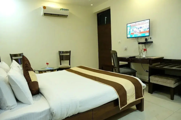 Black Mango Resort
