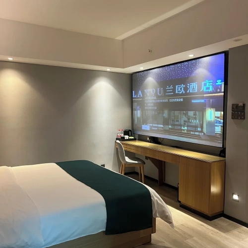 Deluxe Double room with city view