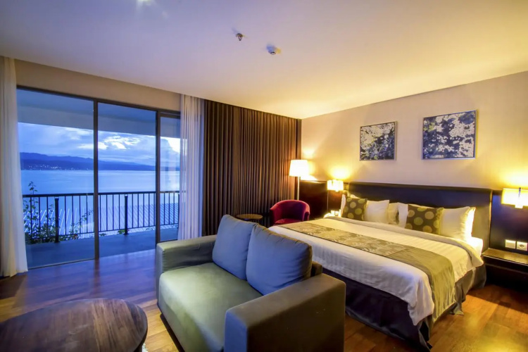 Estrella Hotel & Conference