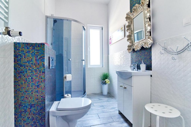 Standard Quadruple room with view
