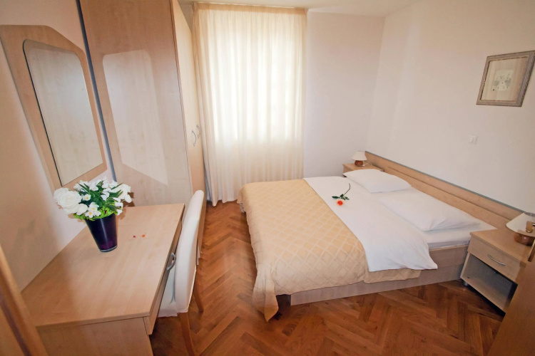 Beachfront Apartments Tamarix