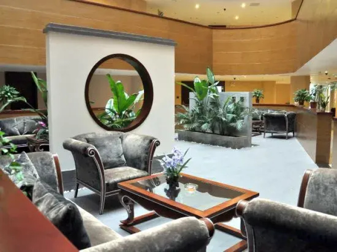 Lifeng Hotel