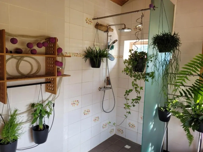 3 Bedrooms Cottage