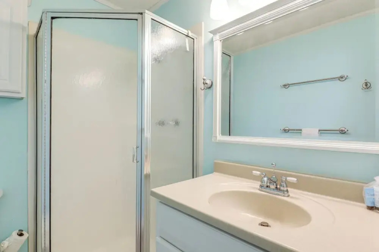 Steps to Sea! 3rd-floor Myrtle Beach Condo w/ Pool