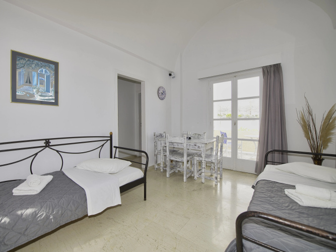 Ira Apartments