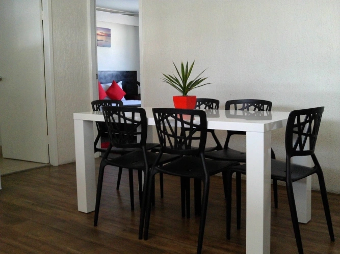 3 Bedrooms Apartment