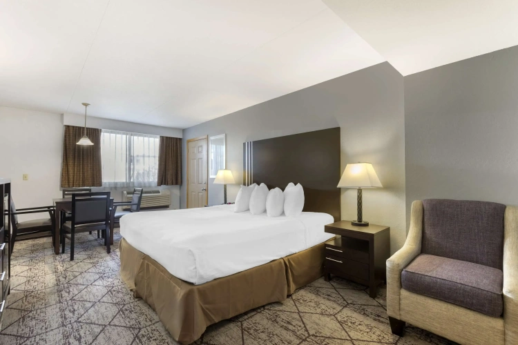 Double Suite