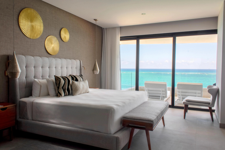 The Fives Oceanfront photo 6