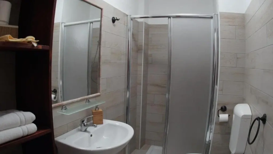 1 Bedroom Double Apartment