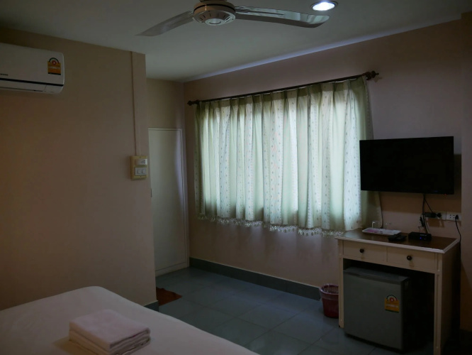 All Day Hotel