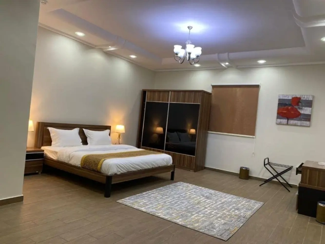 1 Bedroom Suite