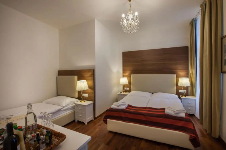 Little King Hotel U Malvaze