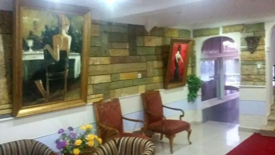Selina Hotel