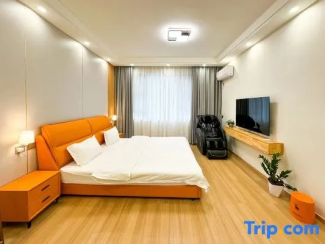 2 Bedrooms Triple Family Suite