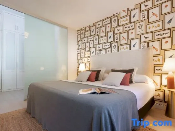 4 Bedrooms Villa