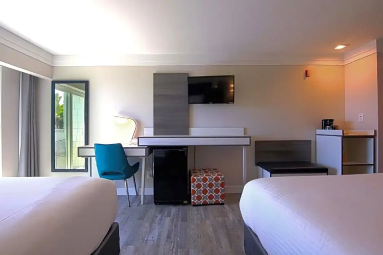 Quadruple room with balcony