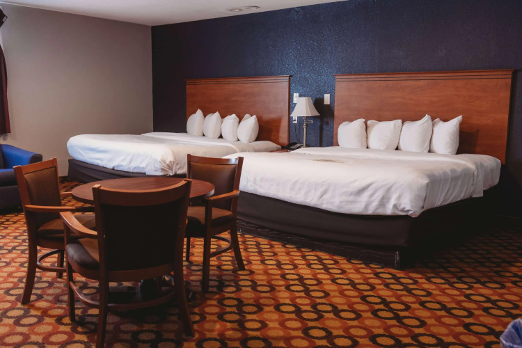 AmericInn by Wyndham Appleton Downtown