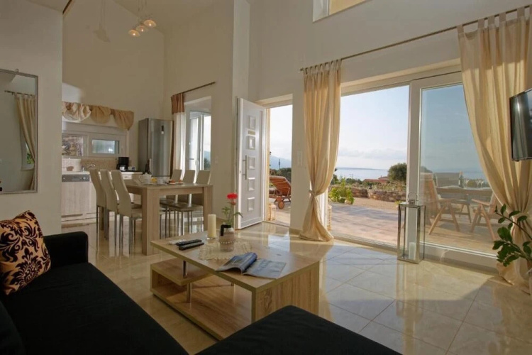 Queens Villas