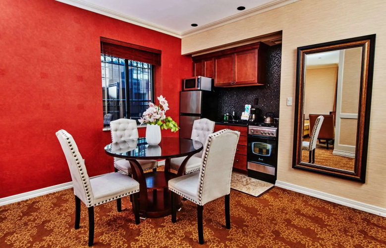 Radio City Apartments photo 34