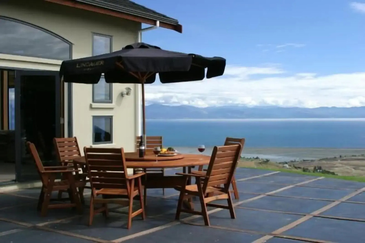 Parautane Lodge