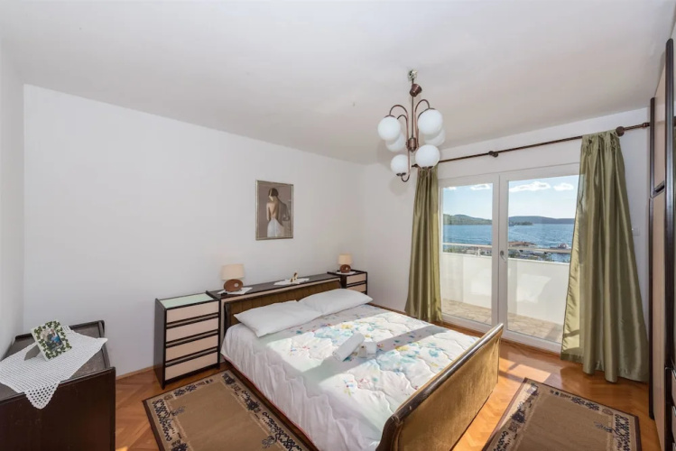 Apartment Ante