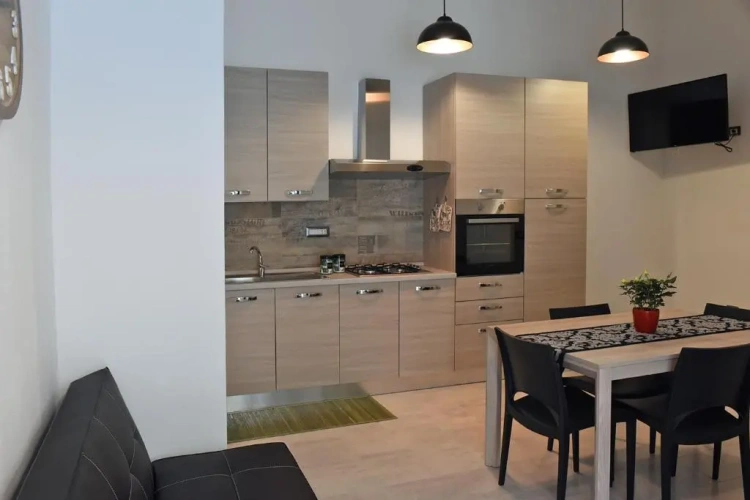 2 Bedrooms Apartment