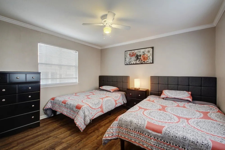 AustinStays 2 Bedroom Downtown Suite