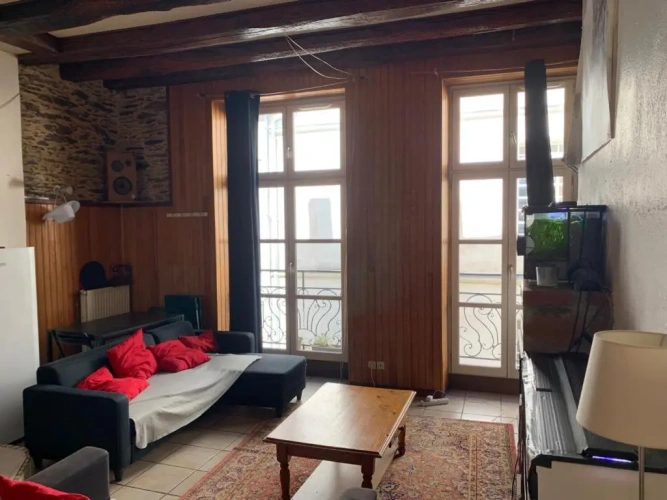 2 Bedrooms Apartment