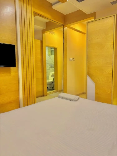 Deluxe Double room with city view