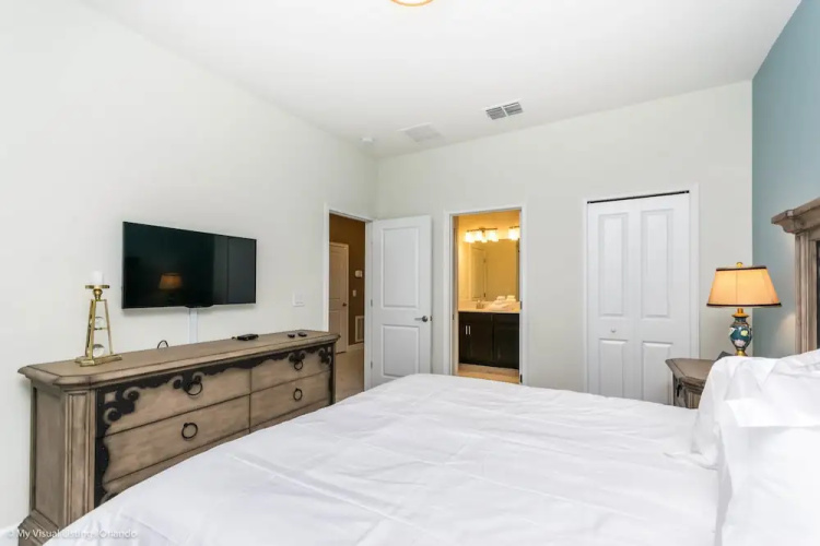1529 Flange Drive