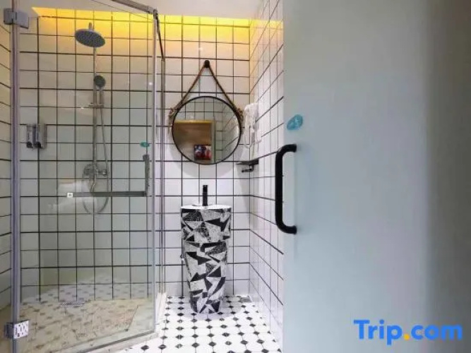 Yantai Yanlan Art Hotel