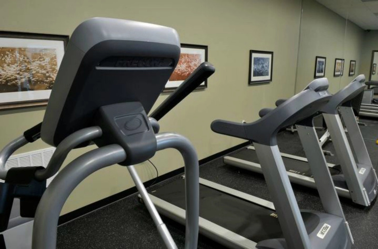 Staybridge Suites St. Petersburg Downtown photo 25
