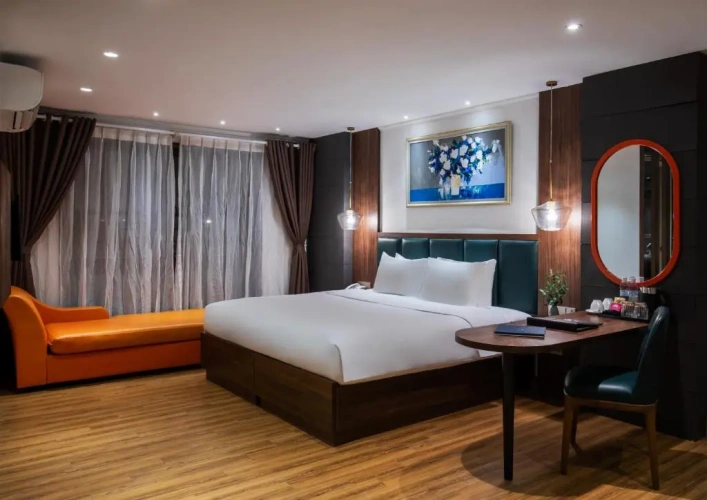Penthouse Suite with city view