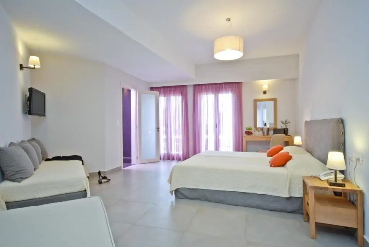 Standard Quadruple room