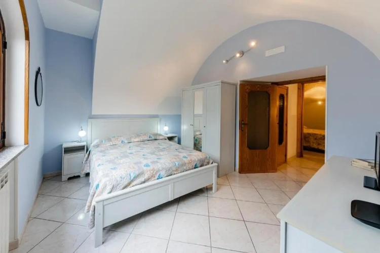 2 Bedrooms Cottage