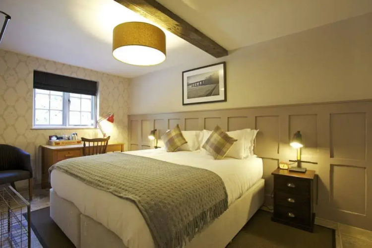 Bourne Valley Inn