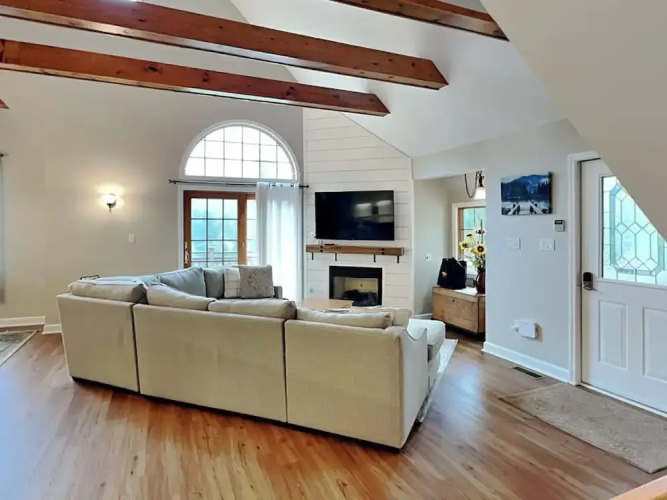 Captain's Cabin by Taylor Made Deep Creek